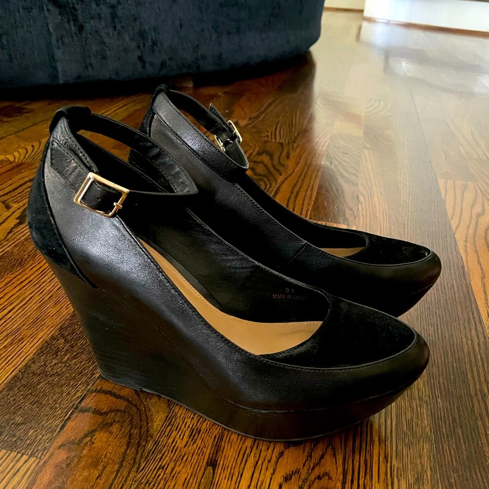 Ankle Strap Wedge-Leather & Suede - Picture 4 of 7